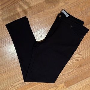 D.Exterior Black Ponte Pant